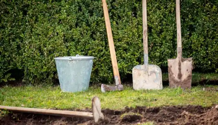 gardening Digging Tools